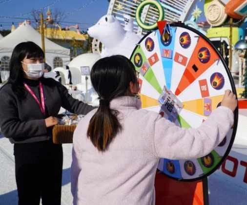 축제장 룰렛 참여 이벤트
